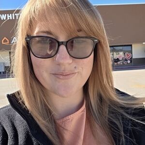 Meet your Posher, Ava Celeste